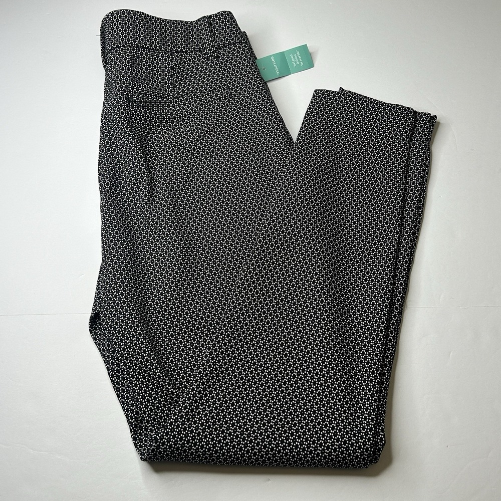 Maurices Skinny Bengaline Pants Size M Regular Mid Rise Black White Geometric